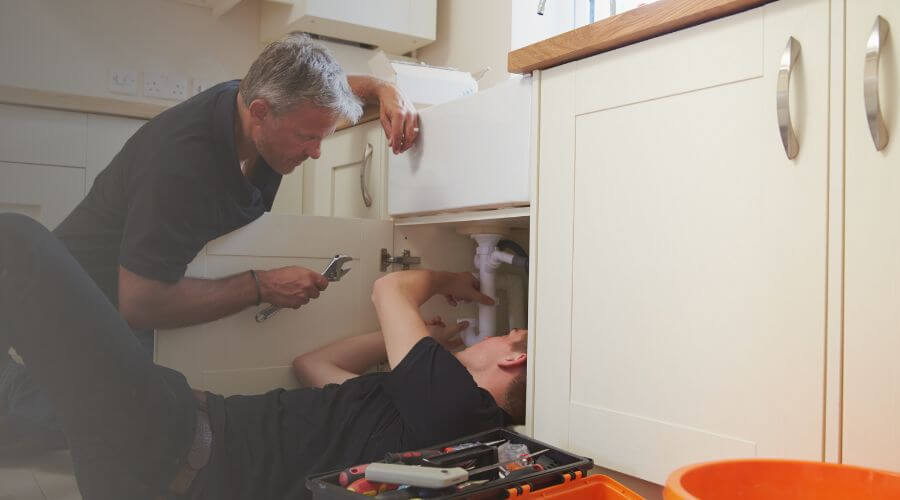 Professional burst pipe repair services in Sacul, TX
